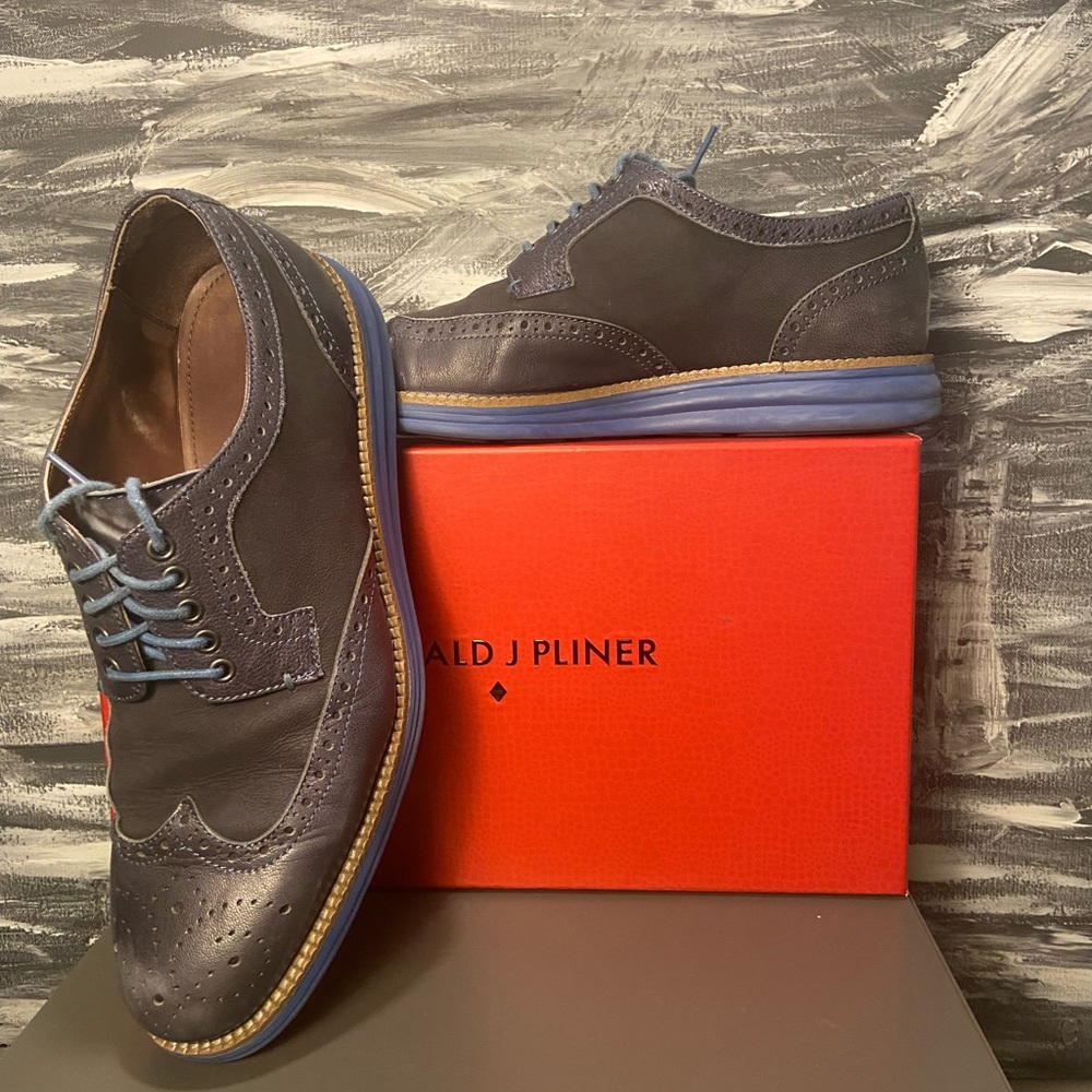 Men’s Navy Blue Leather Donald J Pliner Oxfords Shoes